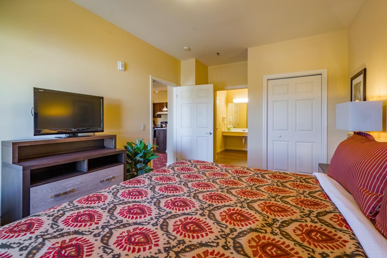 Berkshire Mountain Lodge Pittsfield Ngoại thất bức ảnh